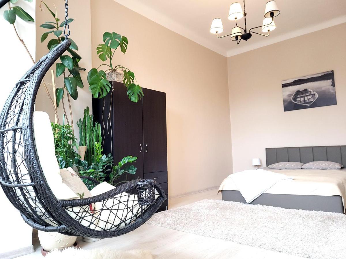 Cozy 2 Room Apartment In The Oldtown Of Klaipėda Exteriör bild
