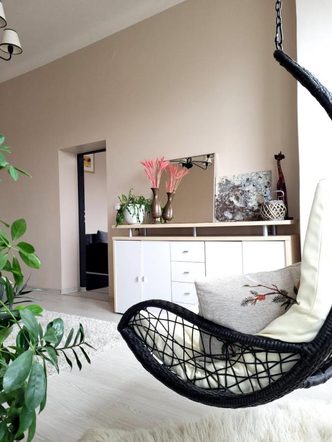 Cozy 2 Room Apartment In The Oldtown Of Klaipėda Exteriör bild