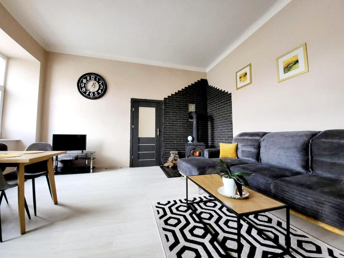 Cozy 2 Room Apartment In The Oldtown Of Klaipėda Exteriör bild